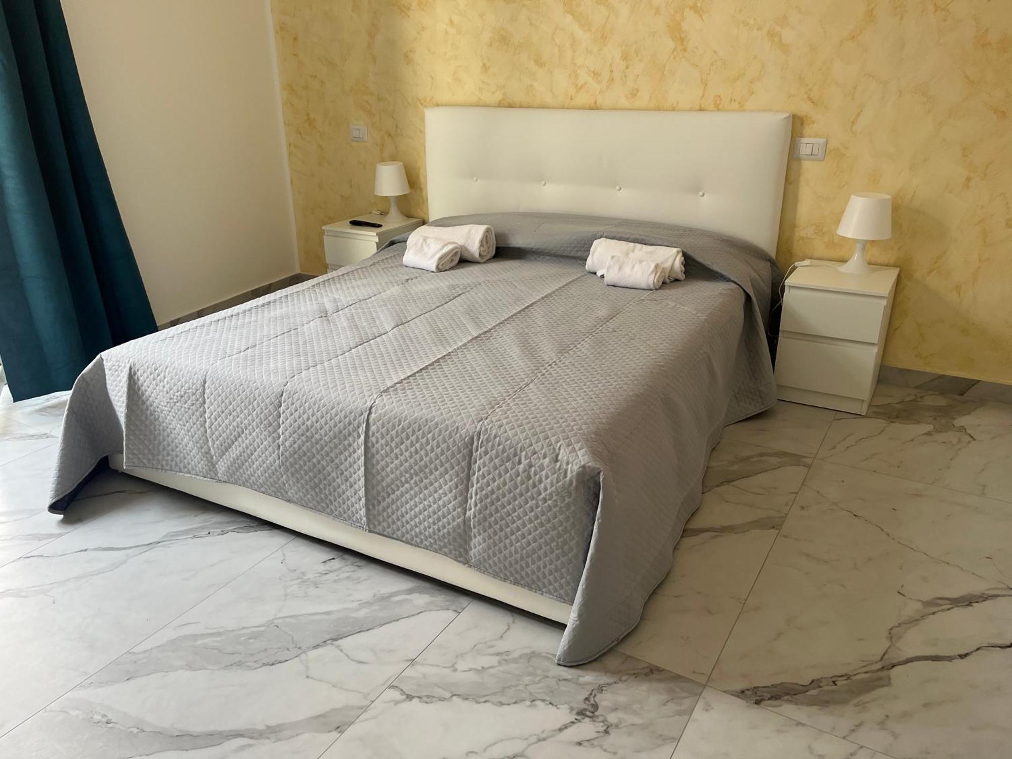 Stone House 2 * Catania